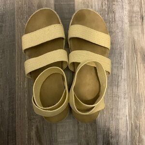 5/$25 Time and tru sandals